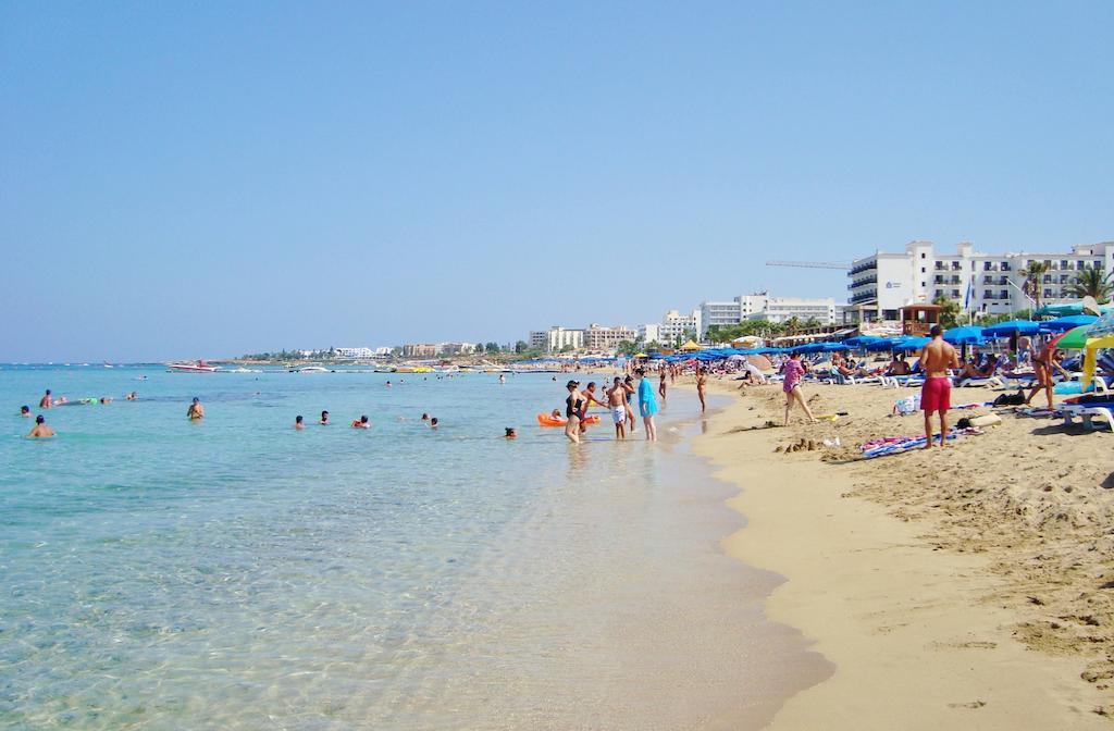 Flisvos Beach Apartments Protaras Luaran gambar